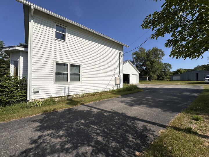Property Photo: 5372 W 8th MI 49412