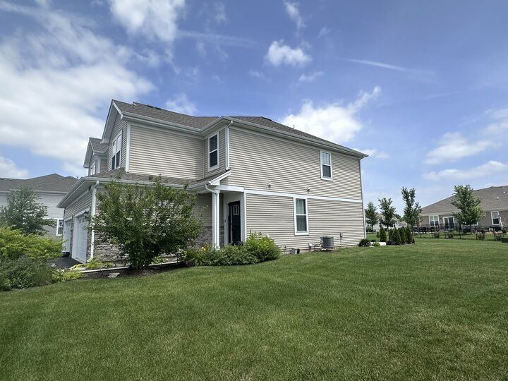 Property Photo: 16037 S Moss Court IL 60586