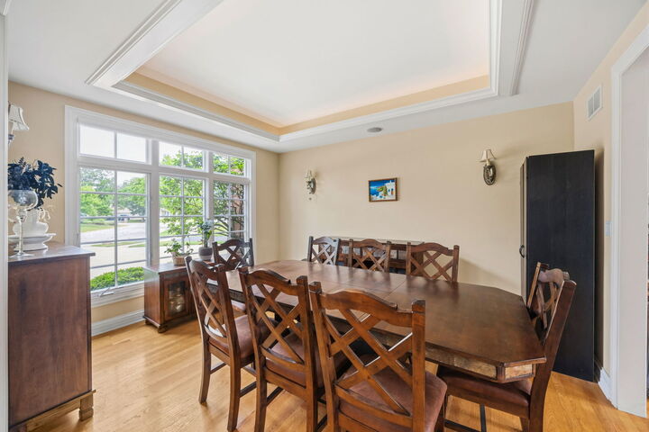 Property Photo:  632 Philip Drive  IL 60103 