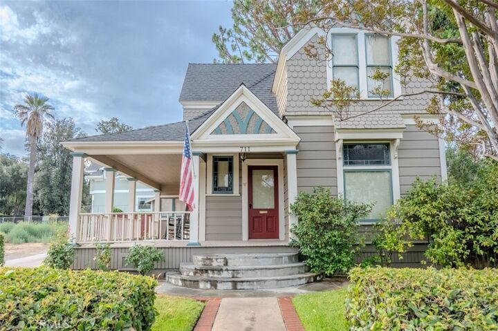 Property Photo:  711 Chestnut  CA 92373 