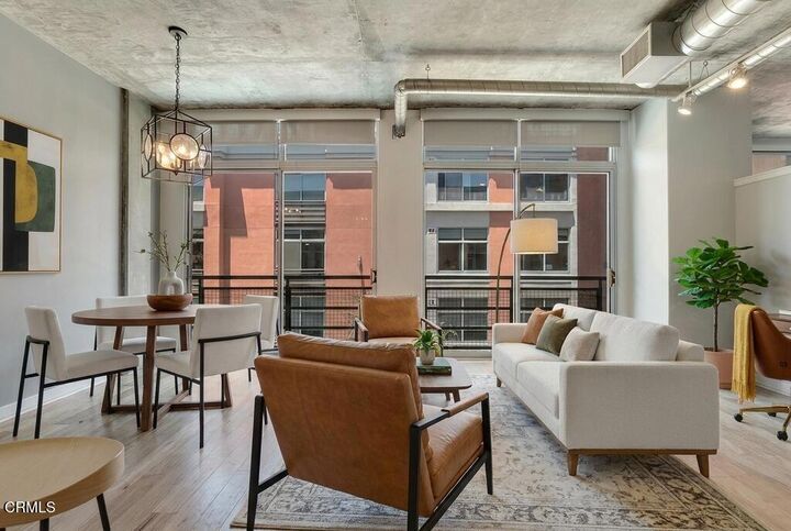 Property Photo: 840 E Green Street 329 CA 91101