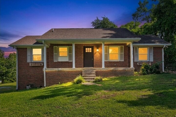 Property Photo: 1455 Dividing Ridge Rd TN 37072
