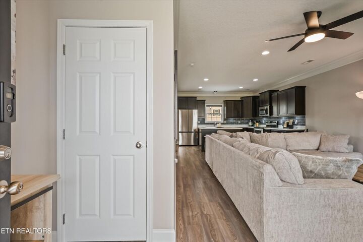 Property Photo:  6008 Honeycrisp Rd  TN 37931 