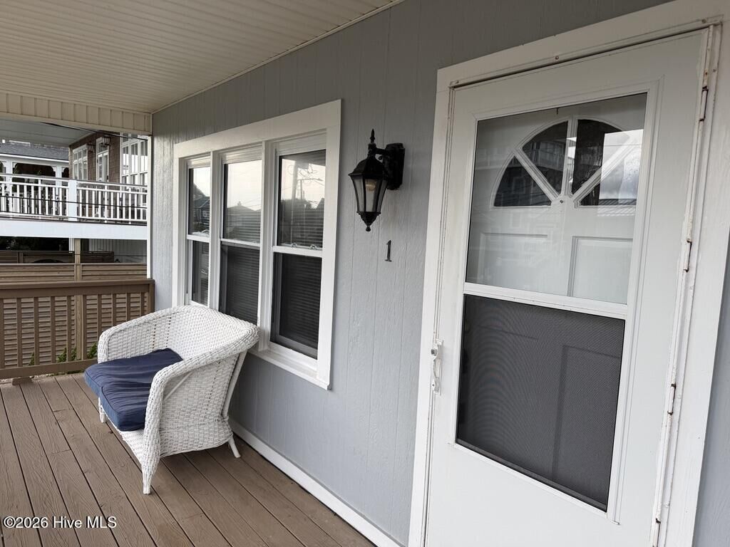 Property Photo:  115 Club Colony Drive Unit 1  NC 28512 