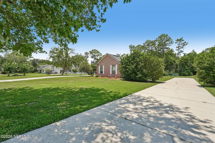 Property Photo: 5950 W Shores Road FL 32003