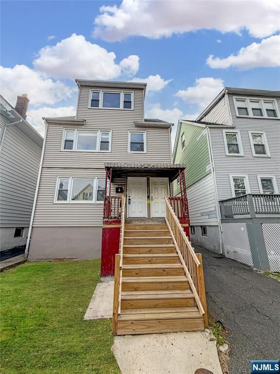 Property Photo:  459 Norwood Street 3  NJ 07018 