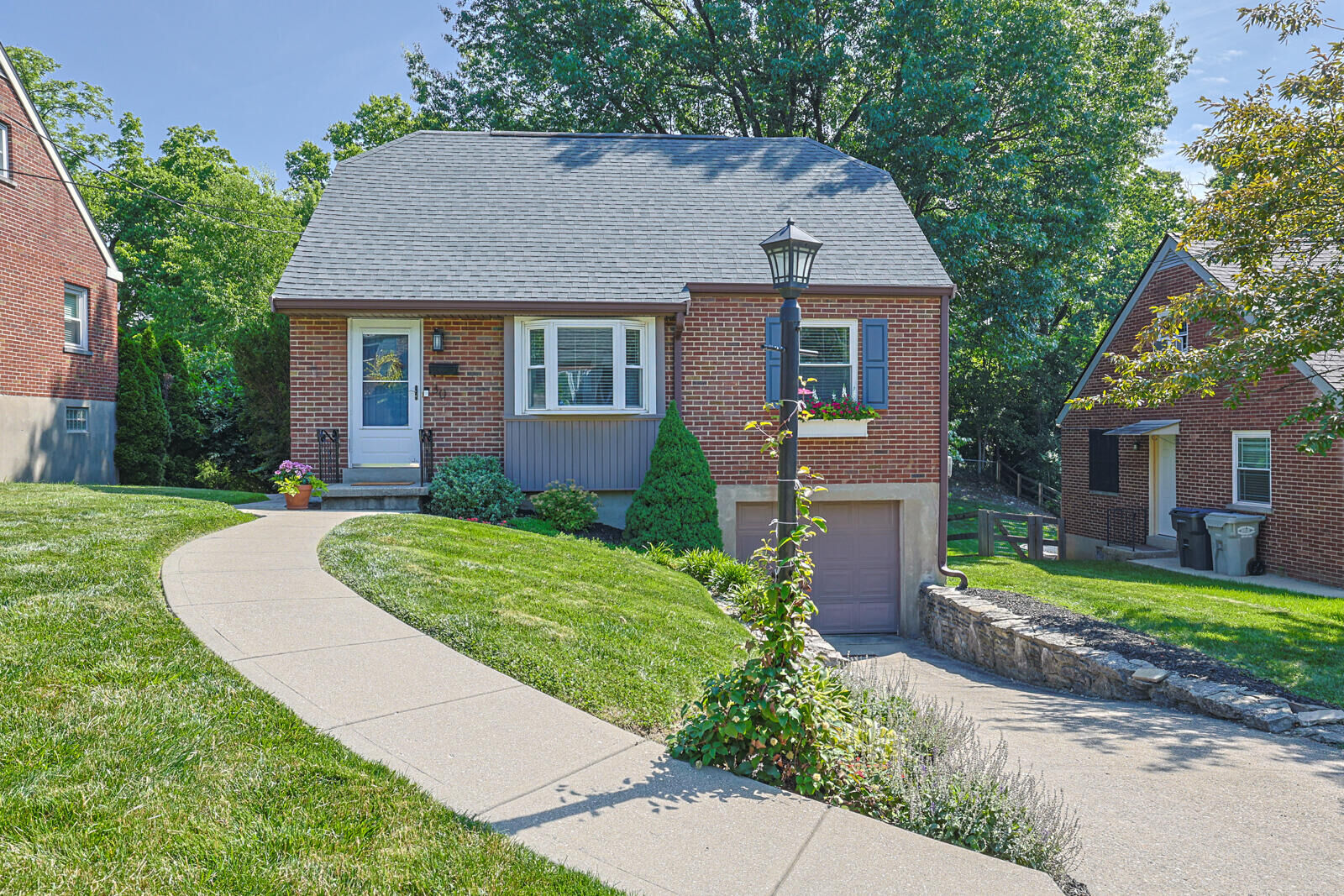 Property Photo: 30 E Lakeside Avenue KY 41017