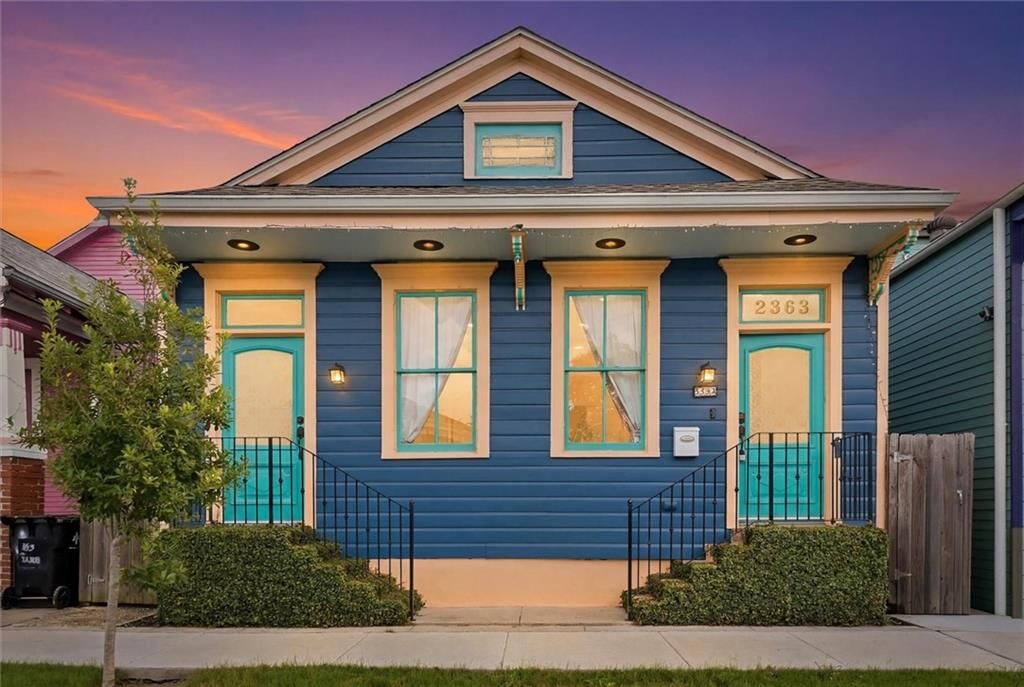 Property Photo: 2363 N Villere Street LA 70117