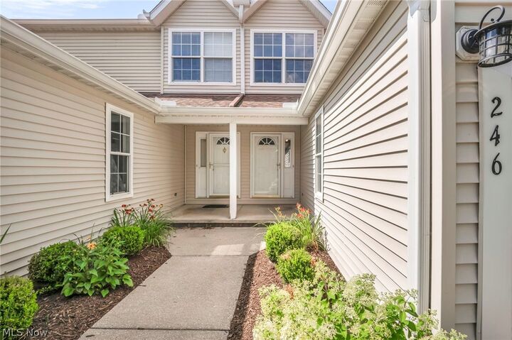 Property Photo:  246 Steeple Chase Run  OH 44067 