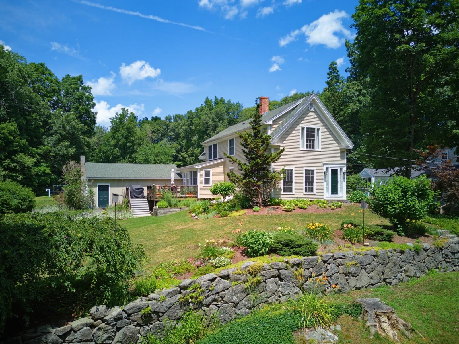 Property Photo: 36 Wiswall Road NH 03824