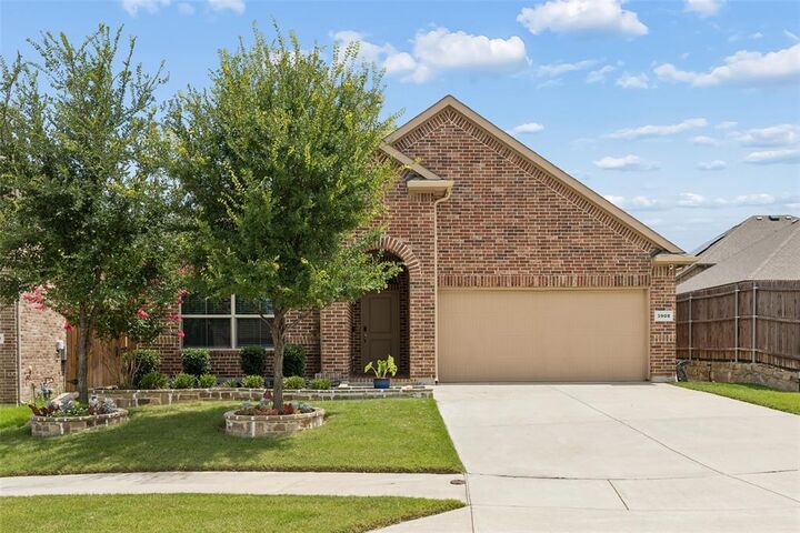 Property Photo: 3908 Crater Circle TX 76137