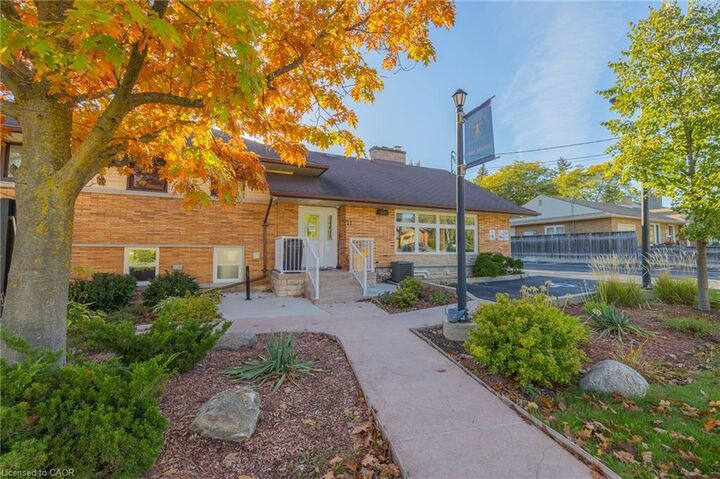 Property Photo: 11 Belmont Avenue W ON N2M 1L2