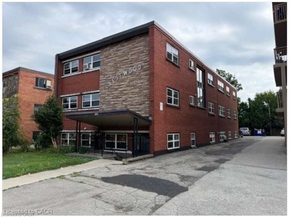 Property Photo:  1250 Fennell Avenue E 8  ON L8T 1T4 