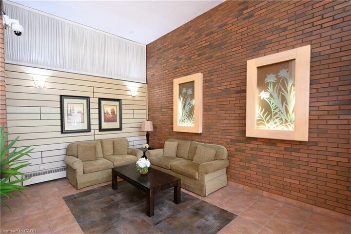 Property Photo: 222 Jackson Street W 1405 ON L8P 4S5