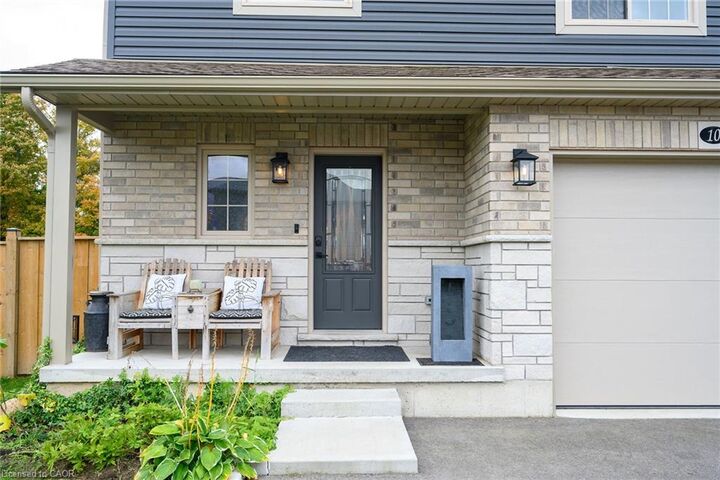 10 Amber Street — photo 1