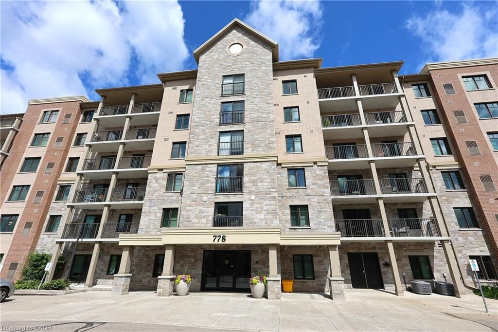 Property Photo:  778 Laurelwood Drive 405  ON N2V 0A8 