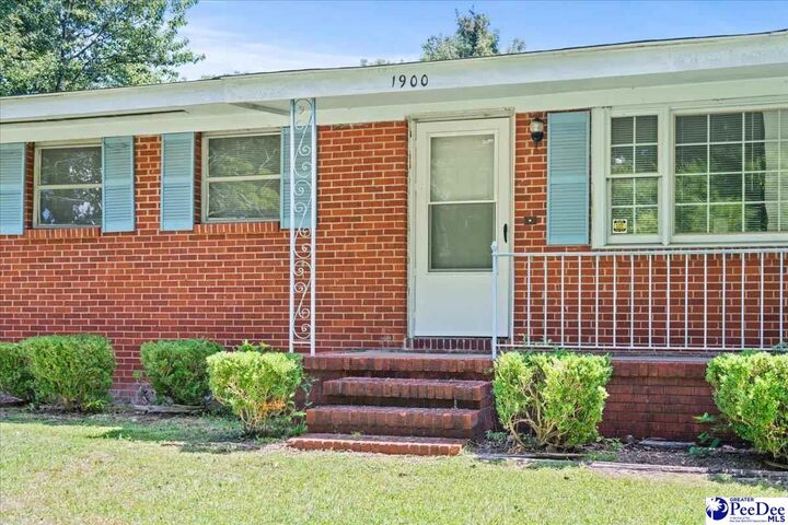 Property Photo: 1900 New Hope Drive SC 29501