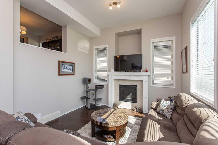 Property Photo: 339 Viscount Drive 601 AB T4R 0S2