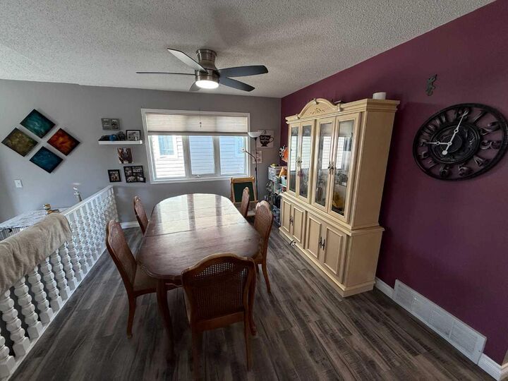 Property Photo:  429 Collinge Road  AB T7V 1L1 