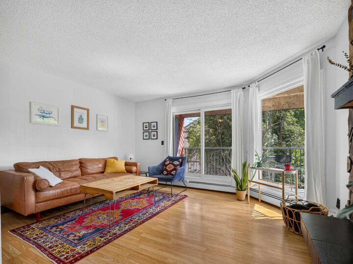 Property Photo: 402 4 Avenue NE 5 AB T2E 0J5