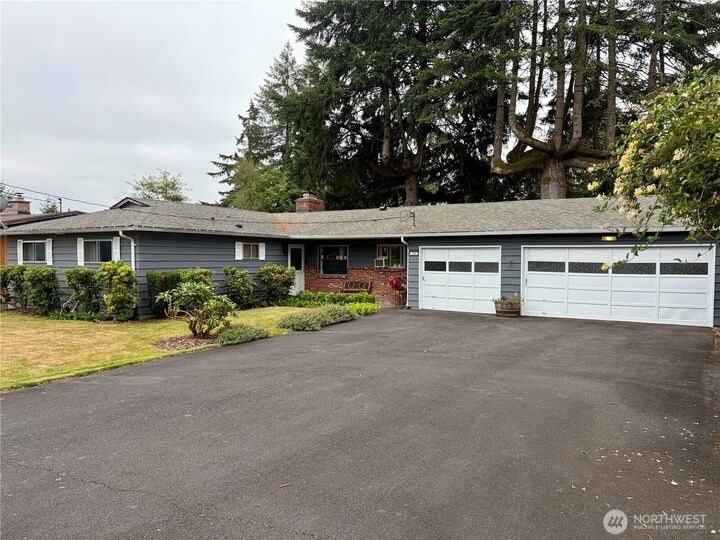 Property Photo:  185  Inglewood Drive  WA 98632 