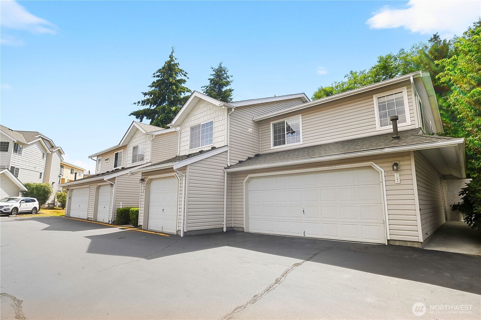 Property Photo:  12427  4th Avenue W 7104  WA 98204 