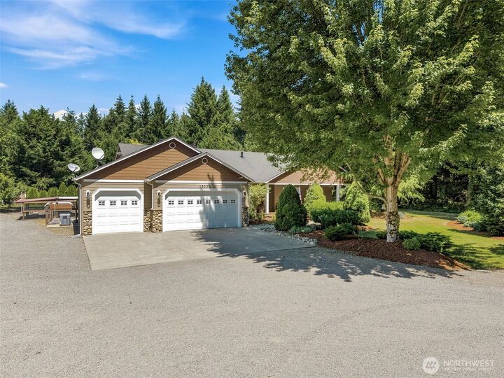 Property Photo:  15330  159th Lane SE  WA 98597 