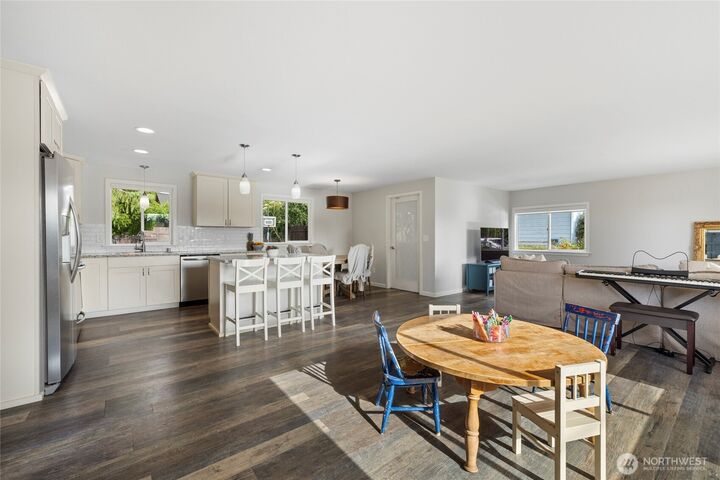 Property Photo: 520 N 21st Street WA 98273