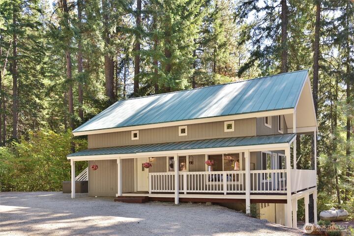 Property Photo:  30  Crawford Lane  WA 98940 