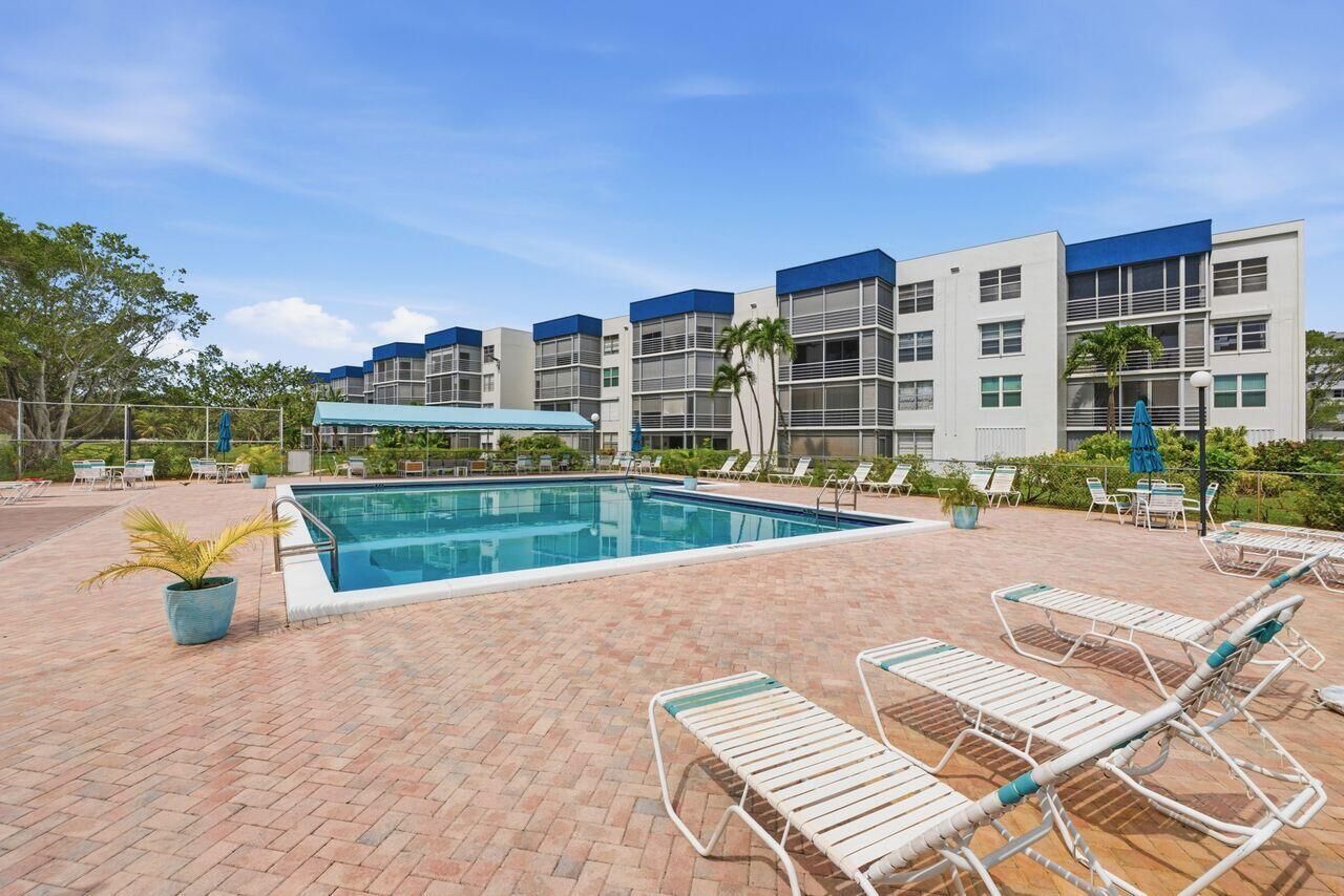 Property Photo: 6000 NW 2nd Avenue #437 FL 33487