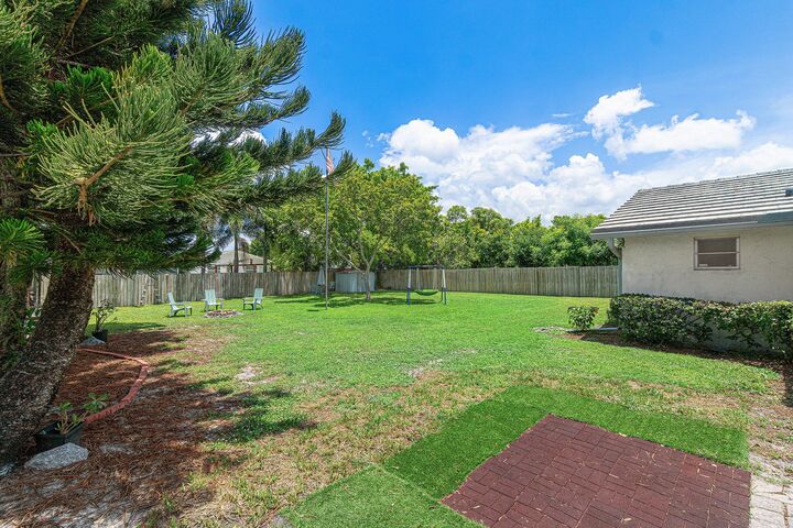 Property Photo:  348 Sandpiper Avenue  FL 33411 