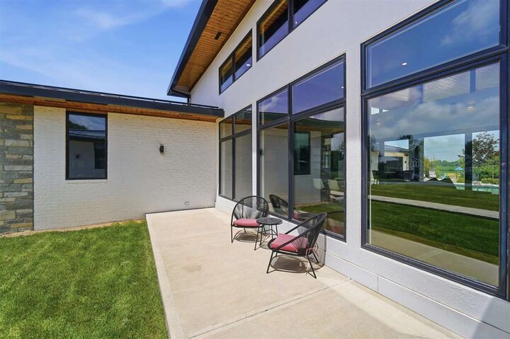 Property Photo: 712 Fountain Ridge Court IN 47374