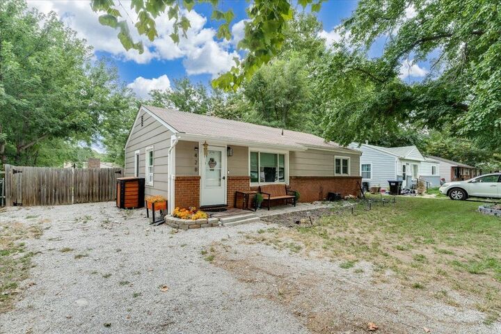 Property Photo: 428 S German KS 67060