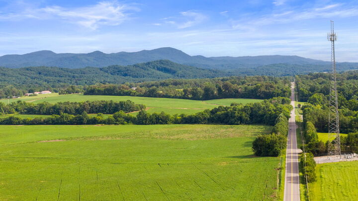 Property Photo: 1738 Highway 411 TN 37362