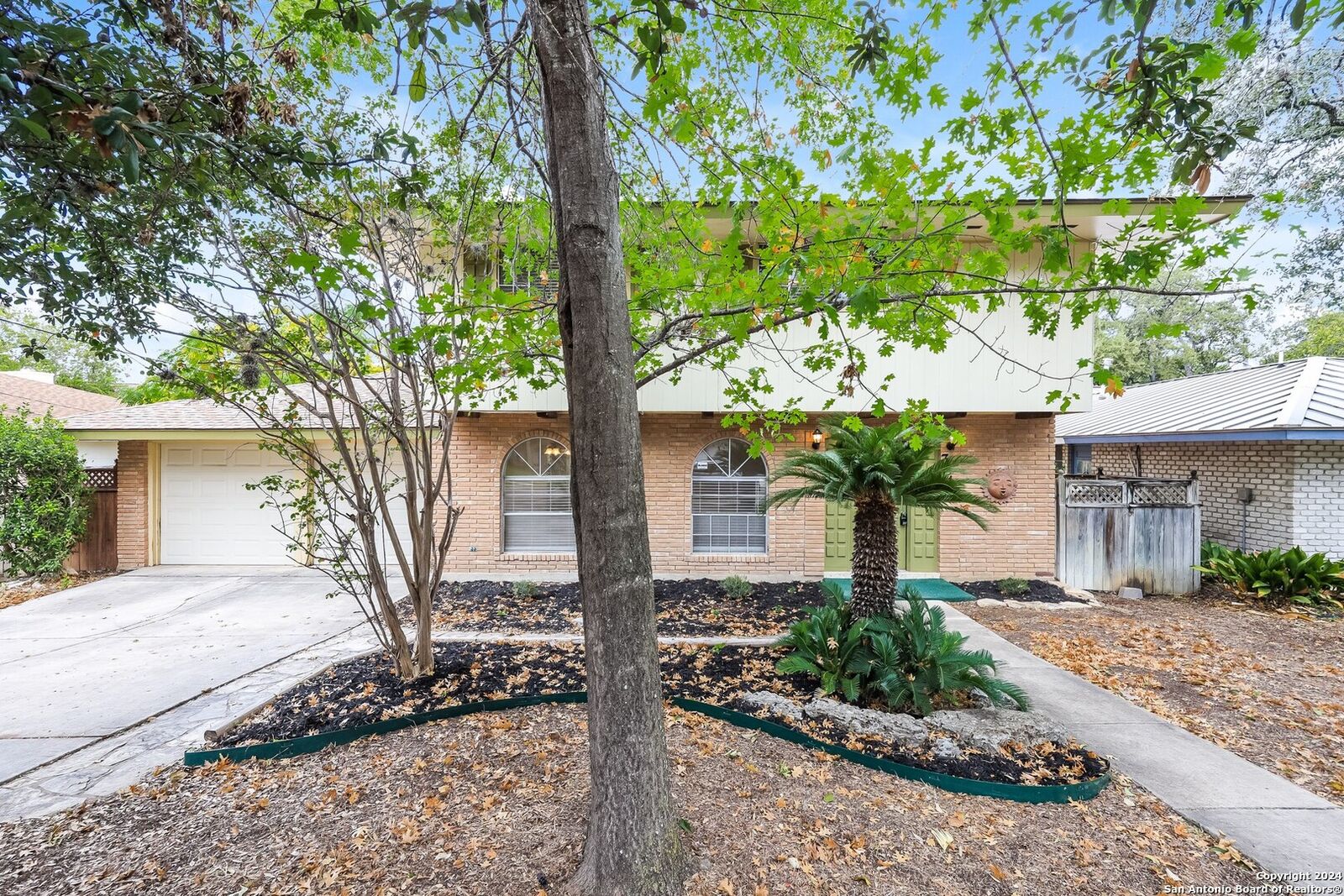 Property Photo:  3647 Pinebluff Dr  TX 78230 