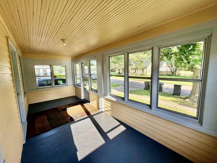 Property Photo: 1409 Middle Street WI 53511