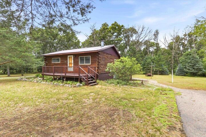 Property Photo: 1312 County Road F WI 53910