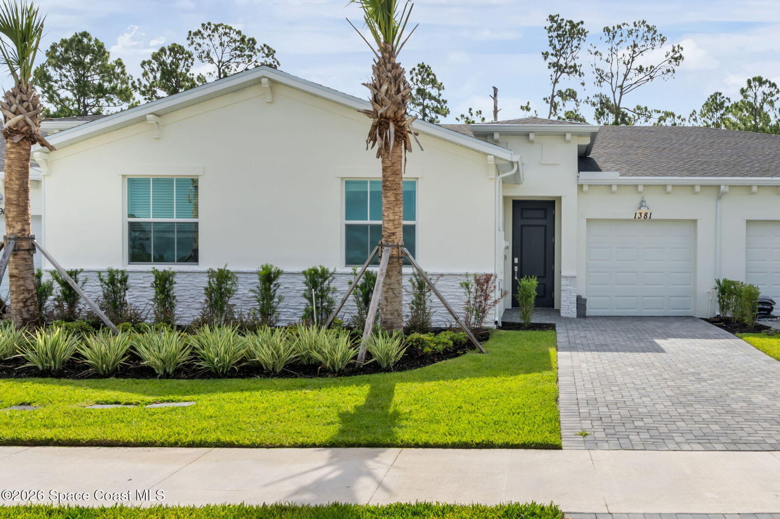 Property Photo:  1381 Miraflores Trail NW  FL 32907 