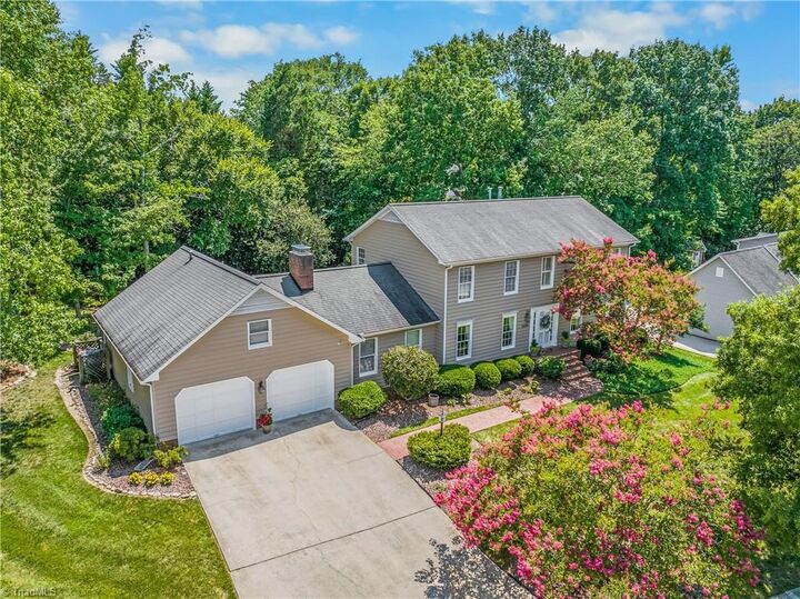 Property Photo: 1203 Brookfield Court NC 27262