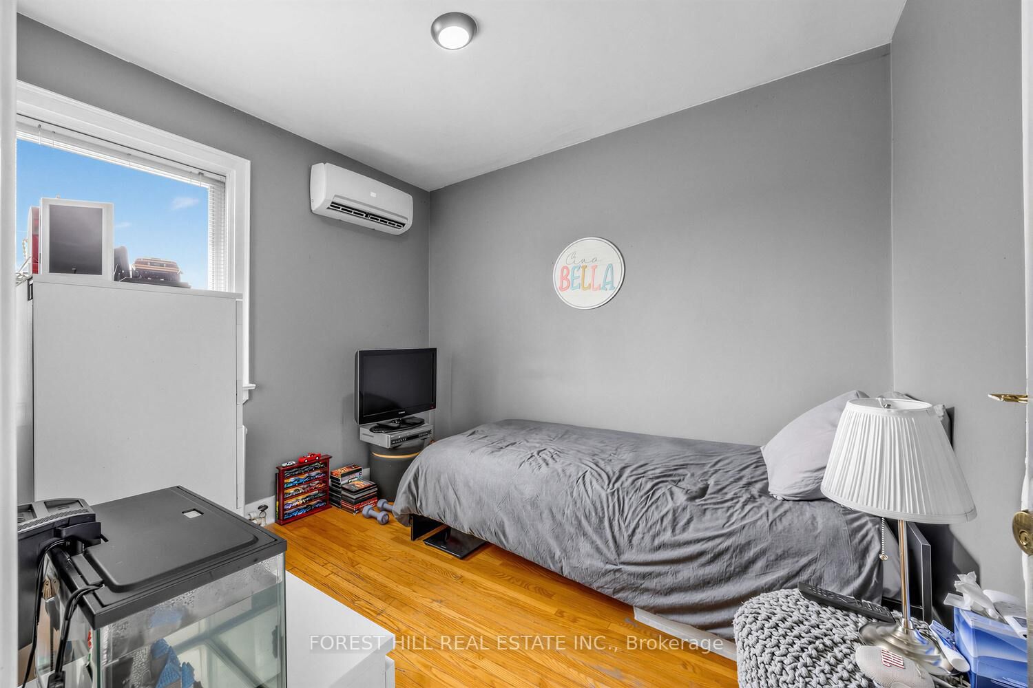 Property Photo: 101 Holwood Avenue ON M6M 1P7