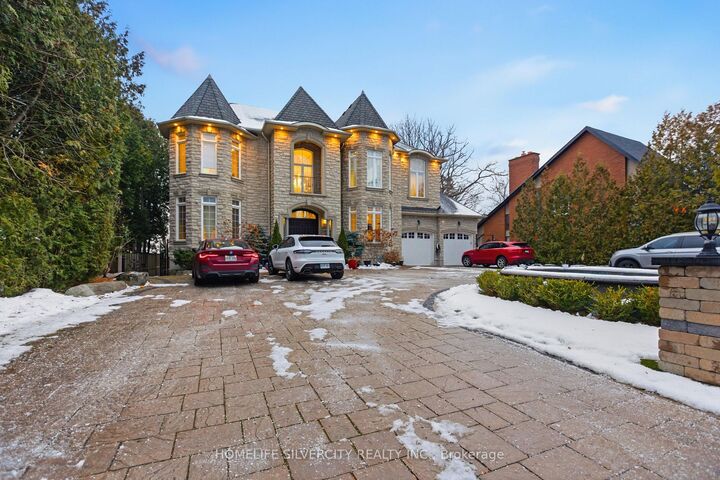492 Rougemount Drive — photo 1