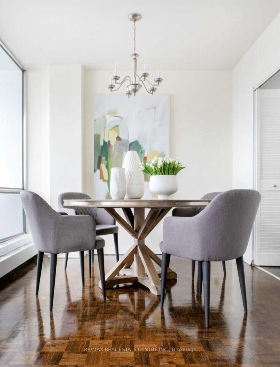 Property Photo:  50 Graydon Hall Drive 316  ON M3A 3A5 