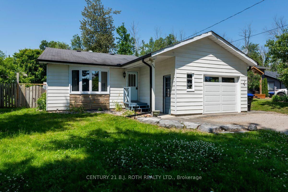 Property Photo: 922 Elizabeth Avenue ON L0L 1W0