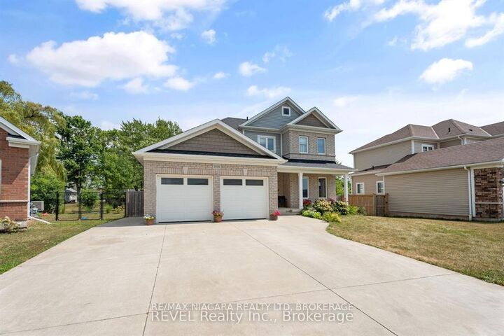 Property Photo: 1018 Kerby Street ON L2A 0B9