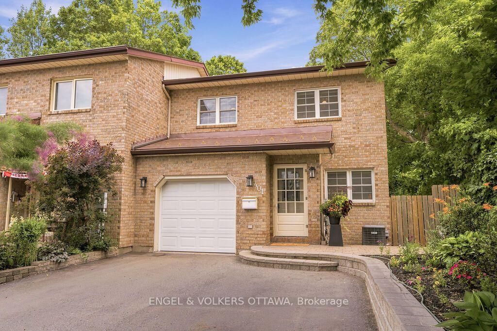 Property Photo:  401 St. Denis Street  ON K1L 5H8 