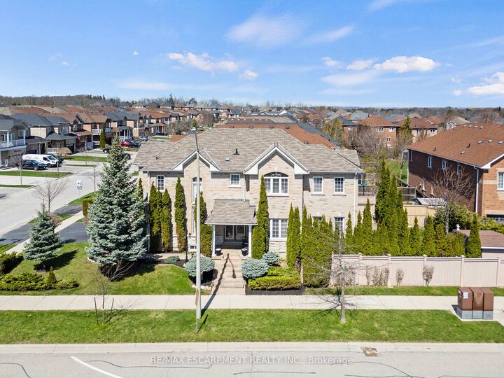 Property Photo:  200 Miller Drive  ON L7G 6N3 