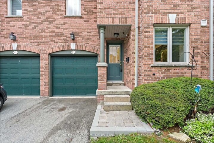Property Photo:  76 River Drive 11  ON L7G 2J2 