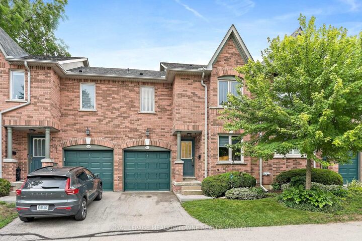 Property Photo: 76 River Drive 11 ON L7G 2J2