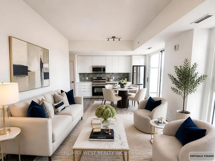 Property Photo:  33 Erie Avenue 501  ON N3S 2E7 