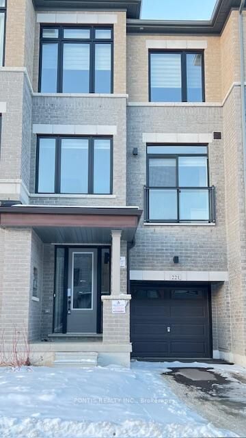 Property Photo: 221 Tennant Circle ON L4H 5L4